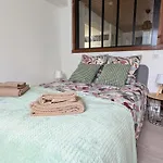 Apartment 32m2, Calme, Fast Wifi *