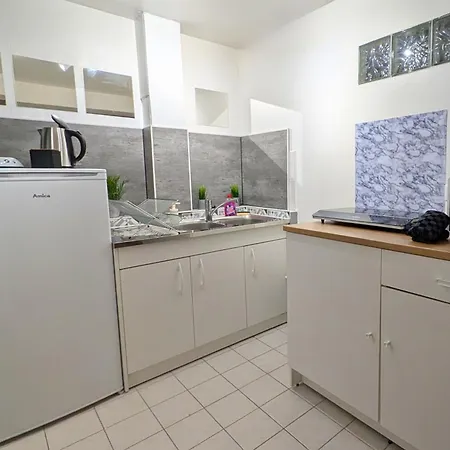 32m2, Calme, Fast Wifi Διαμέρισμα