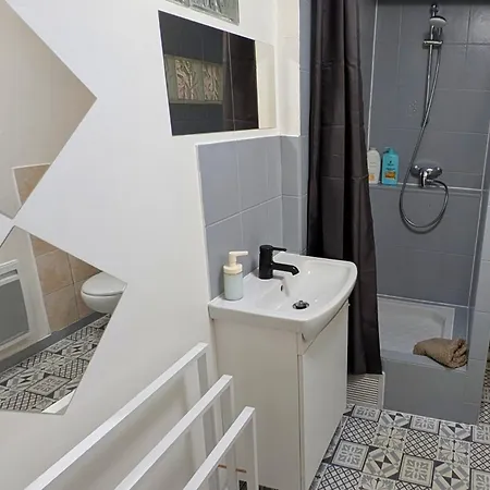 32m2, Calme, Fast Wifi Διαμέρισμα